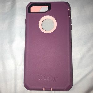 Otter box case pink and purple 7+ and 8+